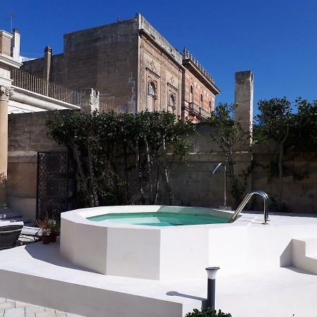 Bed and Breakfast Dimora Charleston Lecce Parcheggio Privato In Loco Gratis Екстер'єр фото