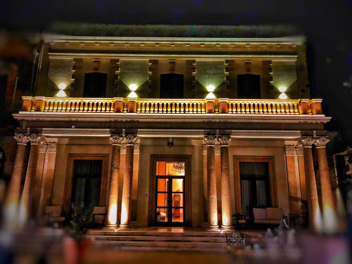 Bed and Breakfast Dimora Charleston Lecce Parcheggio Privato In Loco Gratis Екстер'єр фото