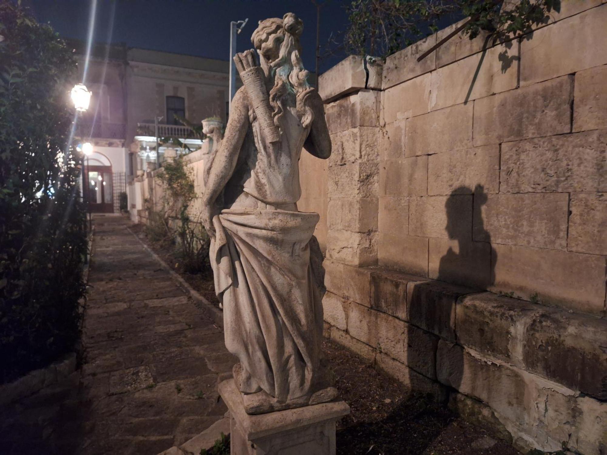 Bed and Breakfast Dimora Charleston Lecce Parcheggio Privato In Loco Gratis Екстер'єр фото